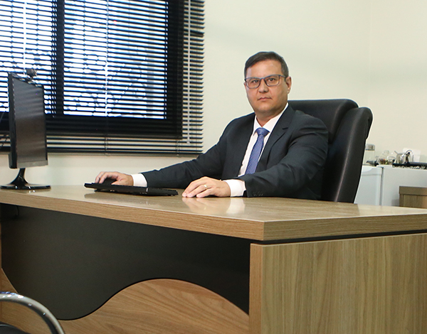 Dr. Carlos Alberto dos Reis